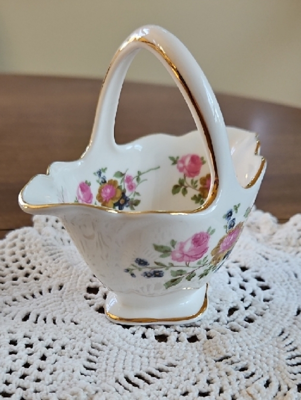 Porcelain Floral Basket Trinket Dish - Picture 4 of 5